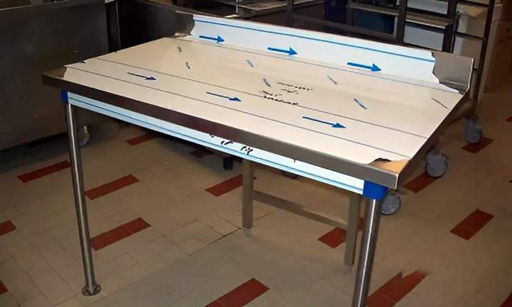 Table inox Cours